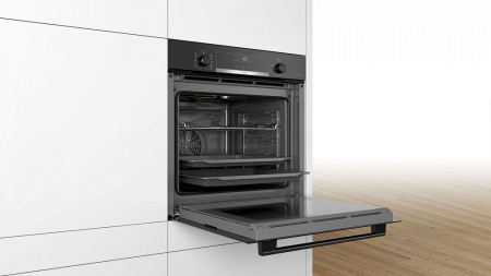Духовой шкаф BOSCH HBG516BB0R