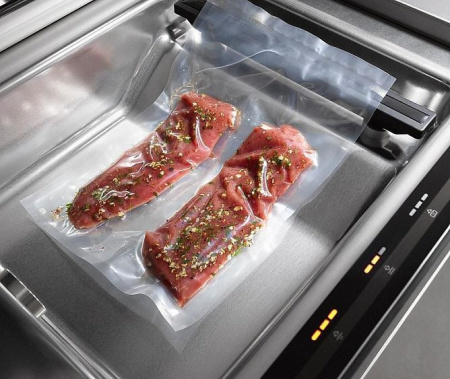 Вакуумный упаковщик Miele EVS 6114