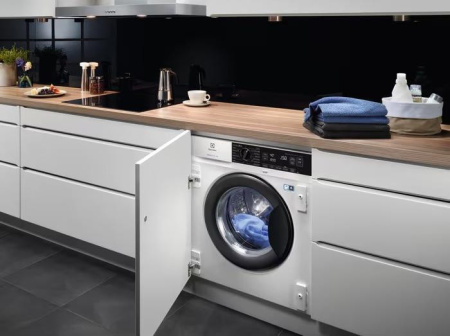 Стиральная машина ELECTROLUX EW7N7F348SIP