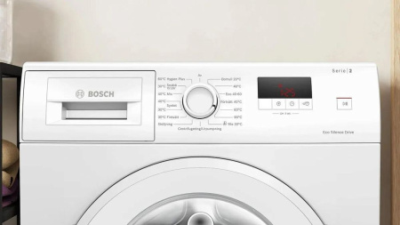 Стиральная машина BOSCH WGE03200SN