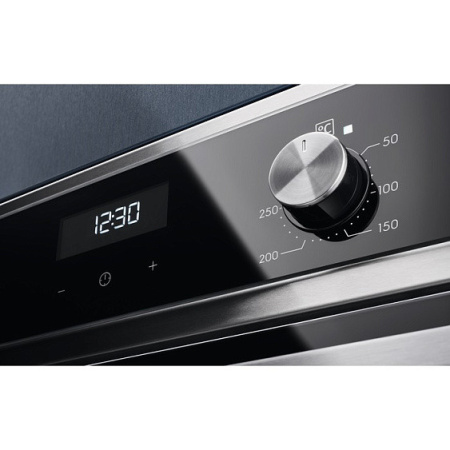 Духовой шкаф ELECTROLUX EZF5C50X