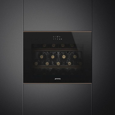Винный шкаф SMEG CVI621RWNR3