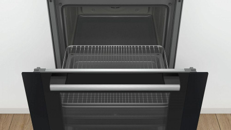 Духовой шкаф Bosch HBB356BB0R