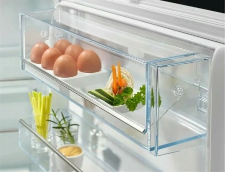Холодильник ELECTROLUX KNP7TE75S