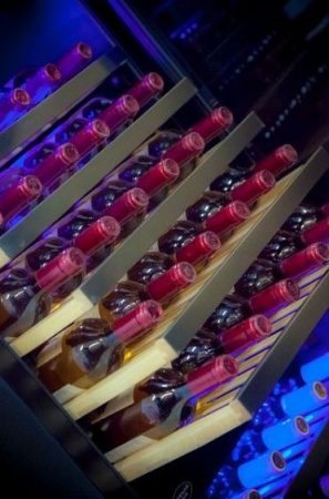 Винный шкаф COLDVINE C110-KBT2