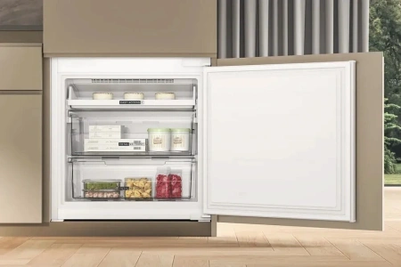 Холодильник WHIRLPOOL WHSP70T121