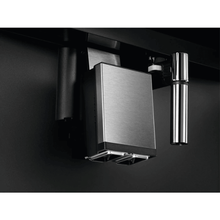 Кофемашина встраиваемая AEG KKK994500T