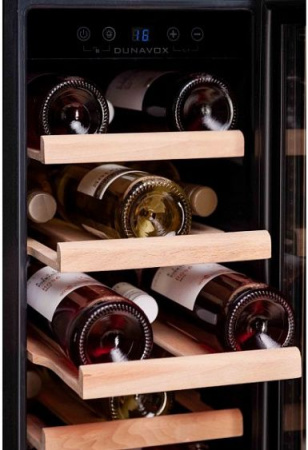 Винный шкаф DUNAVOX DX-19.58BK/DP
