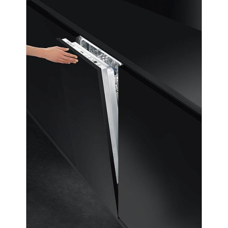 Посудомоечная машина Smeg STLA825A-2