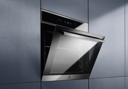 Духовой шкаф ELECTROLUX EOE7P31X
