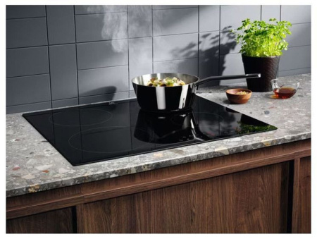 Варочная поверхность ELECTROLUX KIR60433
