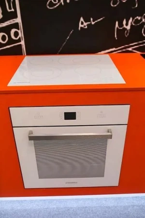 Электрический духовой шкаф MAUNFELD meoh.6711w (цвет белый+белое стекло )