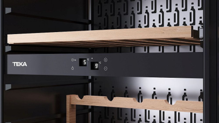 Винный шкаф TEKA RVI 30097 BLACK GLASS (113600012)