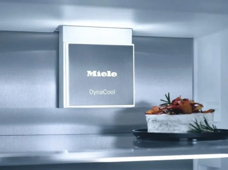 Холодильник MIELE KFN 7774 B