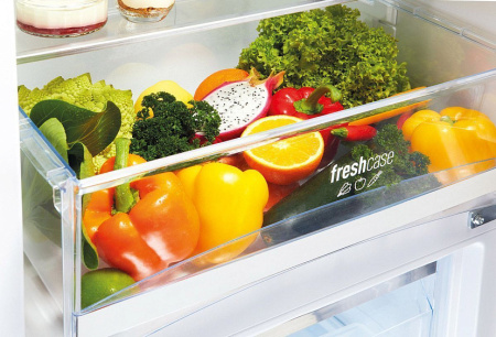 Холодильник Panasonic NR-BN30PGW-E белый