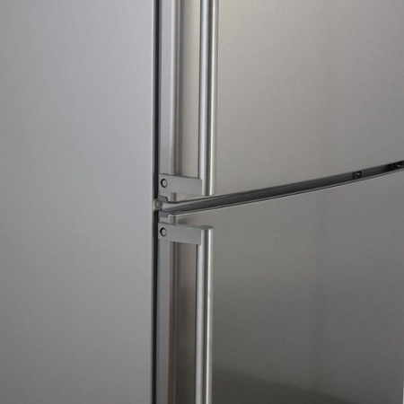 Холодильник SIEMENS kg 39eai20 r