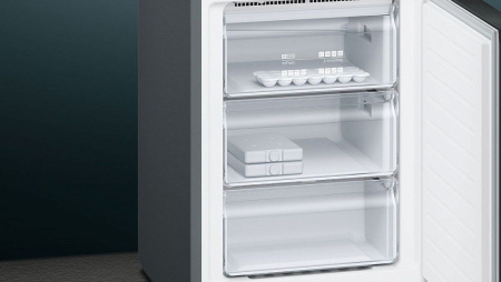 Холодильник Siemens KG39NAX3A графит