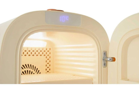 Холодильник для косметики ZUGEL ZCR005