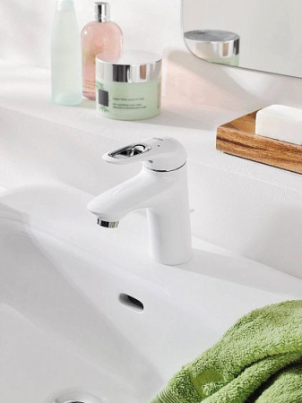 Смеситель GROHE Eurostyle New 33558LS3