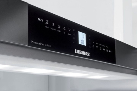 Холодильник LIEBHERR CBNes 6256