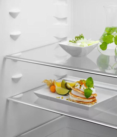 Холодильник ELECTROLUX LRB3AF12S