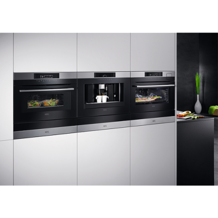 Кофемашина встраиваемая AEG KKK884500M