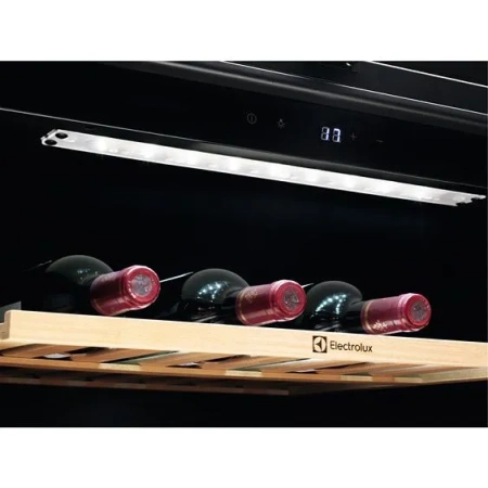 Винный шкаф ELECTROLUX EWS4052B5B