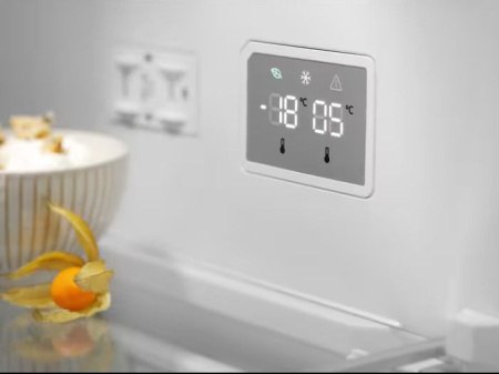 Холодильник ELECTROLUX LNT7ME34G1