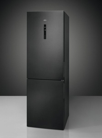 Холодильник AEG RCB732E5MB