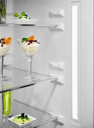 Холодильник ELECTROLUX LNT 7ME32 M1