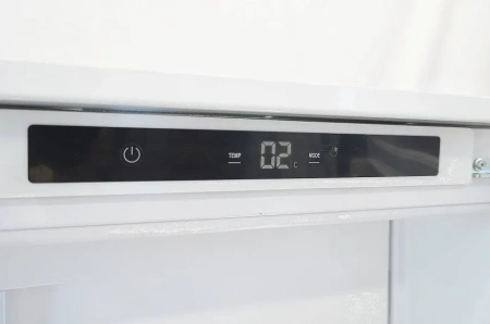Холодильник SCANDILUX RBI228