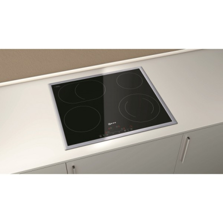 Духовой шкаф BOSCH hbg6750w1