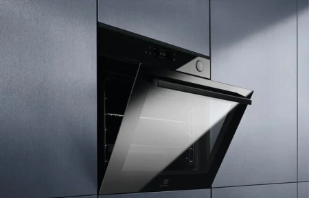 Духовой шкаф ELECTROLUX EOC8P39H