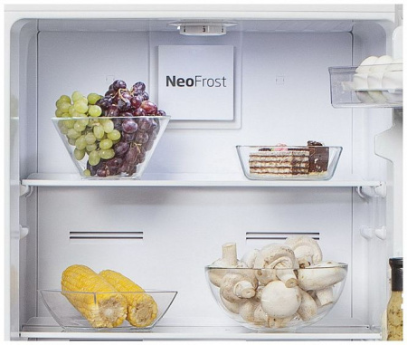 Холодильник BEKO CNKL7321KA0W