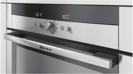 Духовой шкаф NEFF  b 15e42 n3