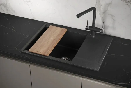 Кухонная мойка GRANULA ES-7003 черный