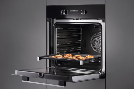 Духовой шкаф MIELE H 2467 BP