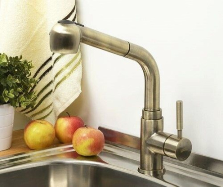 Смеситель WasserKraft А8237 с выдвижной лейкой светлая бронза