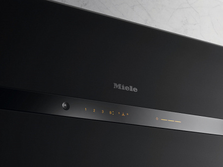 Вытяжка MIELE DA 9298 Screen blbo
