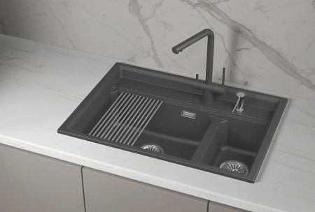 Кухонная мойка GRANULA KS-7302i шварц