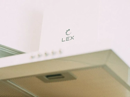 Вытяжка LEX biston 600 white