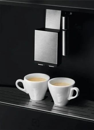 Кофемашина ELECTROLUX KBC85X