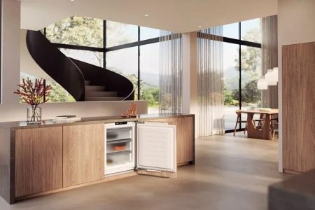 Морозильная камера MIELE FNUS 7040 D