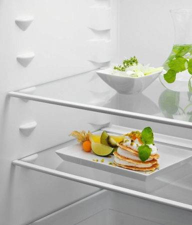 Холодильник ELECTROLUX LND5FE18S