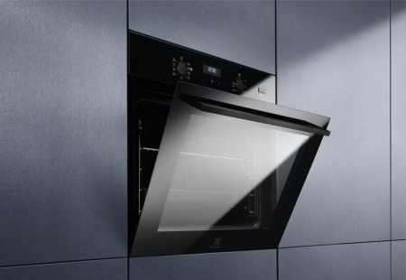 Духовой шкаф ELECTROLUX KODEC75Z2