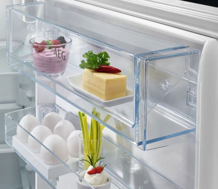 Холодильник AEG OSC6N181ES