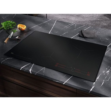 Варочная поверхность AEG NII84B10AB