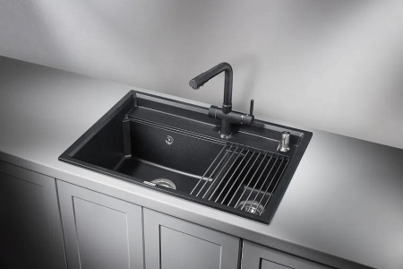 Кухонная мойка GRANULA KS-7302 чёрный