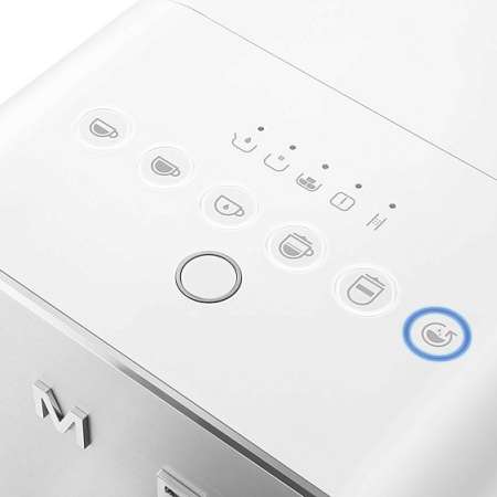 Кофемашина SMEG BCC13WHMEU